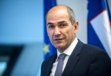 Janša med ljudmi, Golob v pisarni? Kdo res nagovarja volivce – in s čigavim denarjem