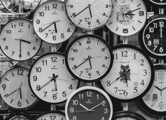 EU še vedno premika uro: je birokracija močnejša od zdrave pameti?