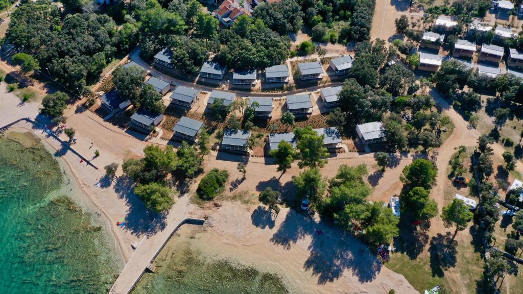 Slovenci, pozor: vaše mobilne hišice na Hrvaškem morda niso več zakonite