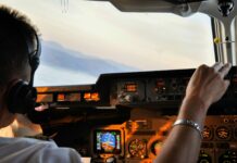 Lažni pilot Avion Expressa letel več mesecev in prevažal potnike – evropski Frank Abagnale?