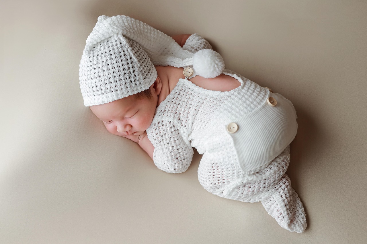 Rodnost pada – ima vlada rešitve za slabo demografsko sliko?