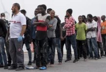 Španija ogroža varnost Evrope: Legalizacija migrantov kot politični samomor!