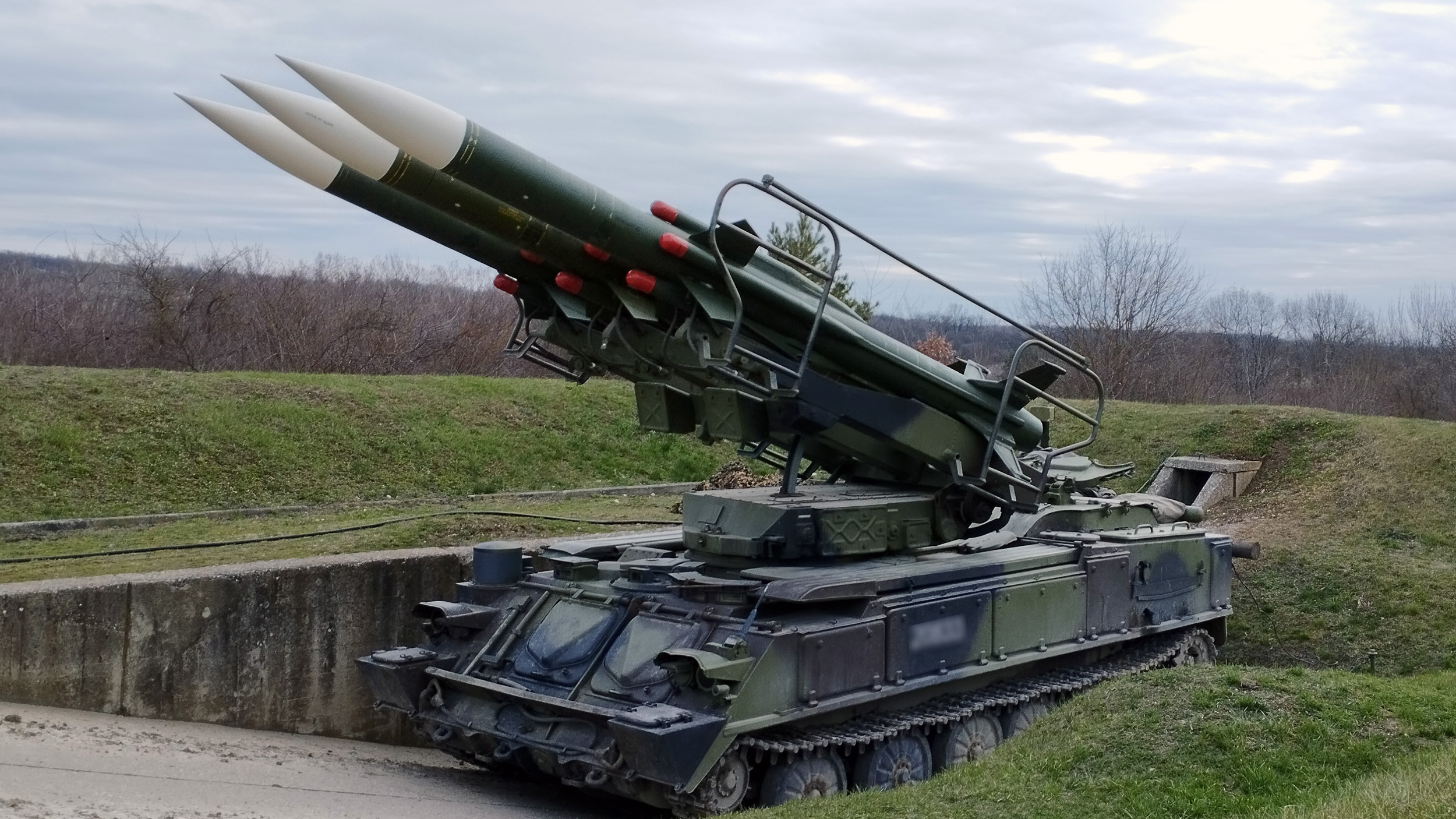 Vučić razkril: Srbija ima hipersonične rakete CM-400AKG – MiG-29 z dometom 400 km!