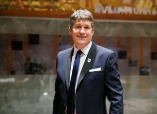 Koliko nepremičnin ima v resnici Borut Sajovic (poslanec Svobode) in od kod izvirajo?