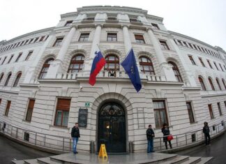 Panika pred menjavo oblasti? RTV, ustavne pritožbe in eksploziven tajming dan pred glasovanjem o mandatarju?