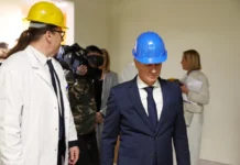 Predvolilni prirejen teater v UKC zaradi volitev? Golobovi zanikajo, zaposleni govorijo o “kulisah za kamere”