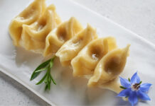 Skrivnost popolnih domačih idrijskih žlikrofov: recept, ki ohranja slovensko tradicijo