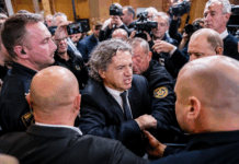 Po neuradnih informacijah Robert Golob ne želi predati poslov Janezu Janši – zakaj skrivanje oz. upor?