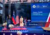 Odmevna slovesnost v Križankah: Janša ob ameriškem jubileju govoril o svobodi, nato pa se srečal z očetom Melanie Trump