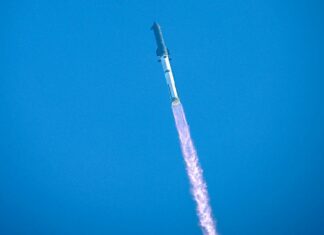 SpaceX osvaja borzo: priložnost desetletja ali predraga stava na Elona Muska?