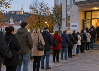 Gneča, pozno glasovanje in neverjetno drugačni izidi: ljubljansko volišče OMNIA sprožilo politični spor volišče OMNIA, čakanje